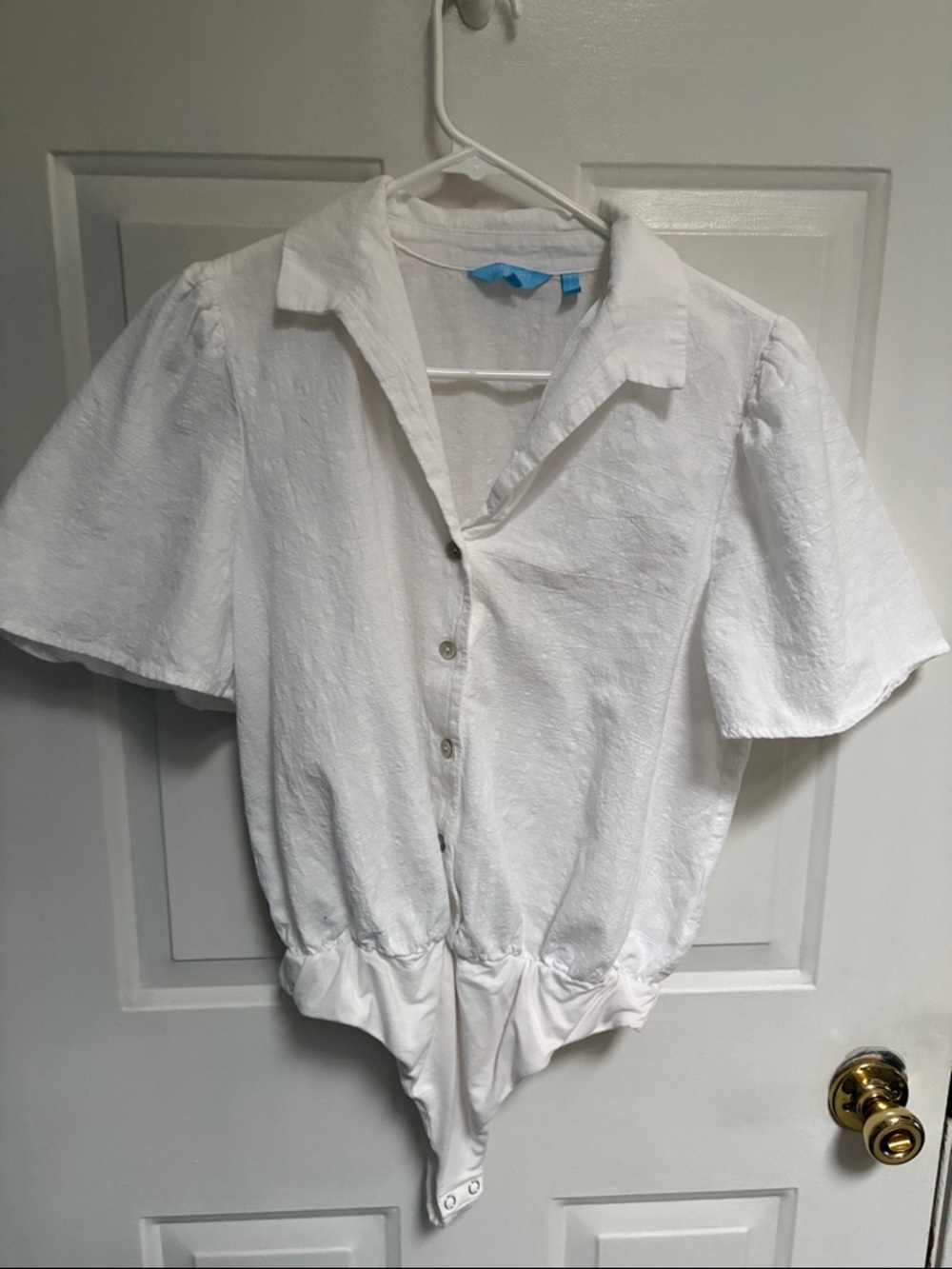 Draper James White Button-Front shirt/ body suit size large like new